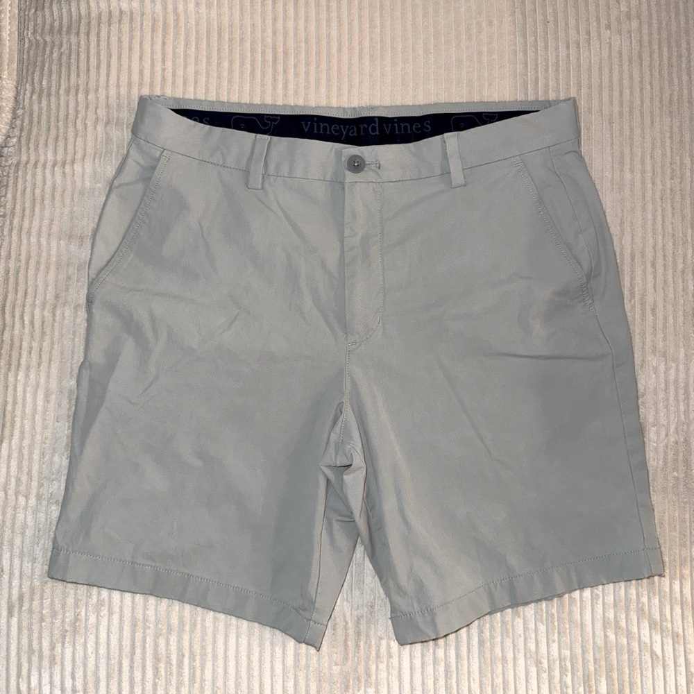 Vineyard Vines Men's Gray Performance Shorts